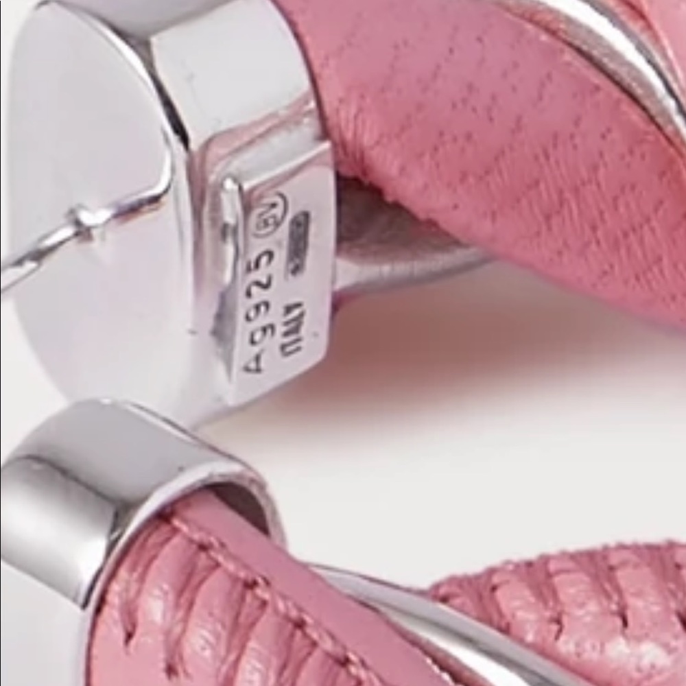 Bottega Veneta Twist Blossom in pink - Picture 6 of 6